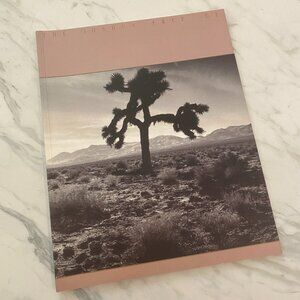 U2 1987 The Joshua Tree Tour Program Book Concerts Photos Coffee table Book